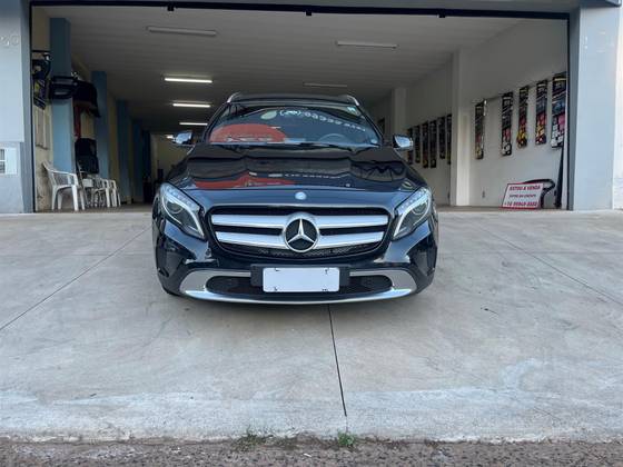 MERCEDES-BENZ GLA 200 1.6 CGI ADVANCE 16V TURBO FLEX 4P AUTOMÁTICO